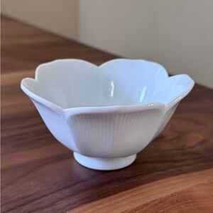 Vintage Japanese Porcelain Lotus Bowls